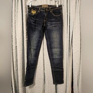 Woman's size 9 Royal lineage jeans